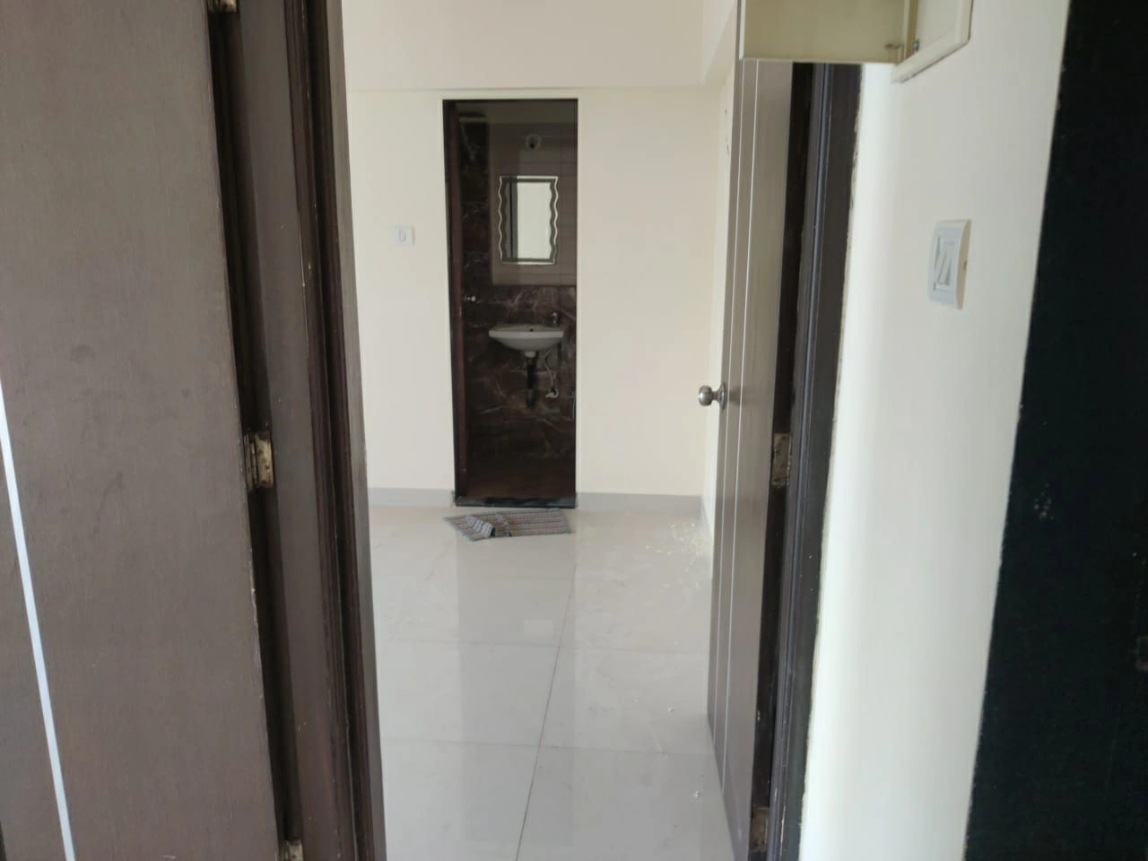 2 BHK Flat for Sale in Sethia green view , Goregaon West